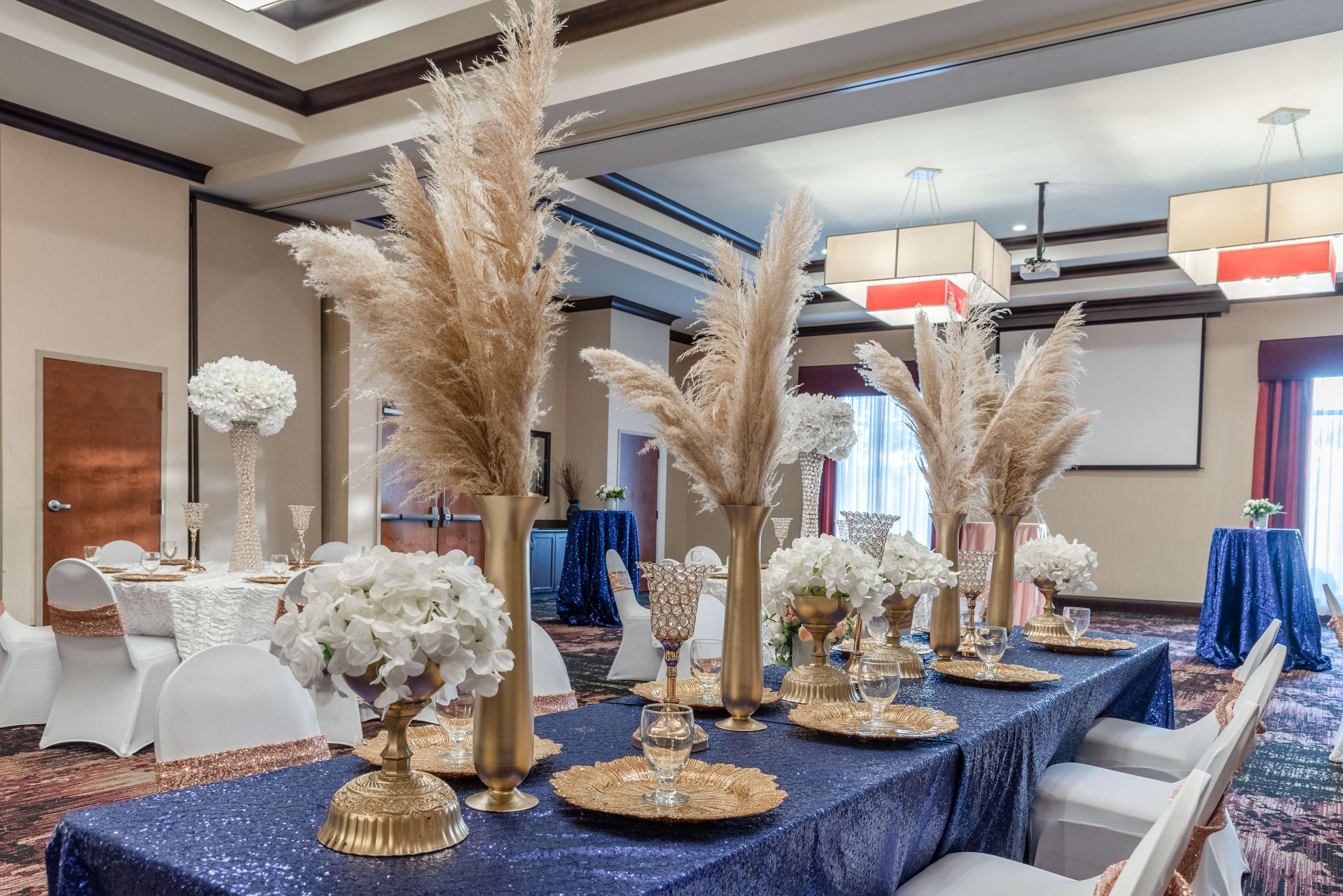 Hilton Garden 3*