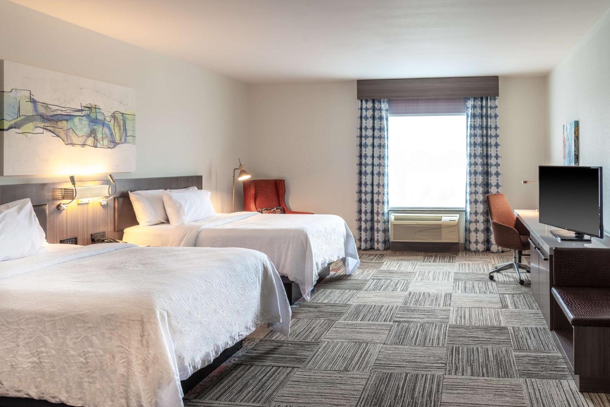 Hilton Garden Hotel 3*