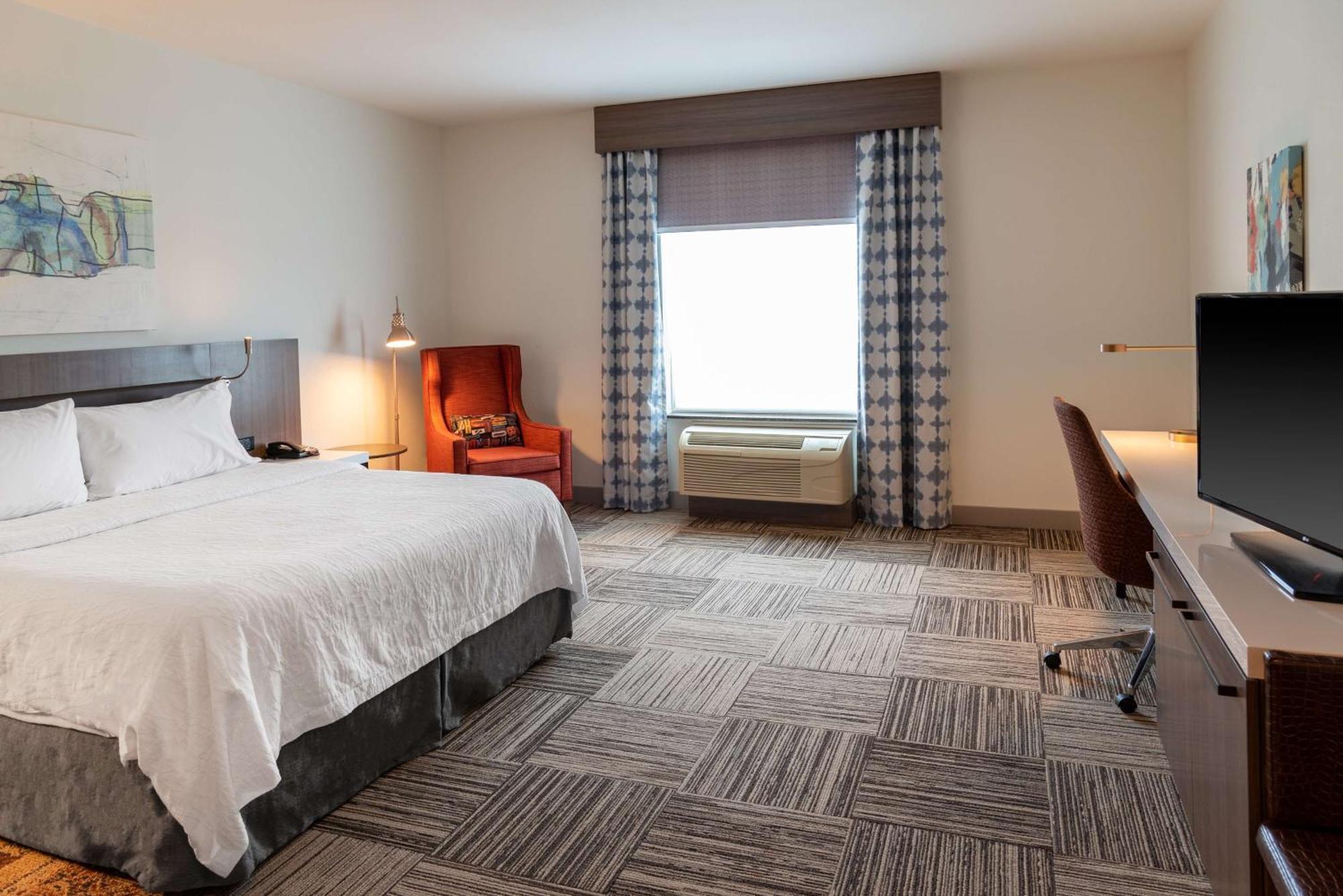 Hilton Garden 3*