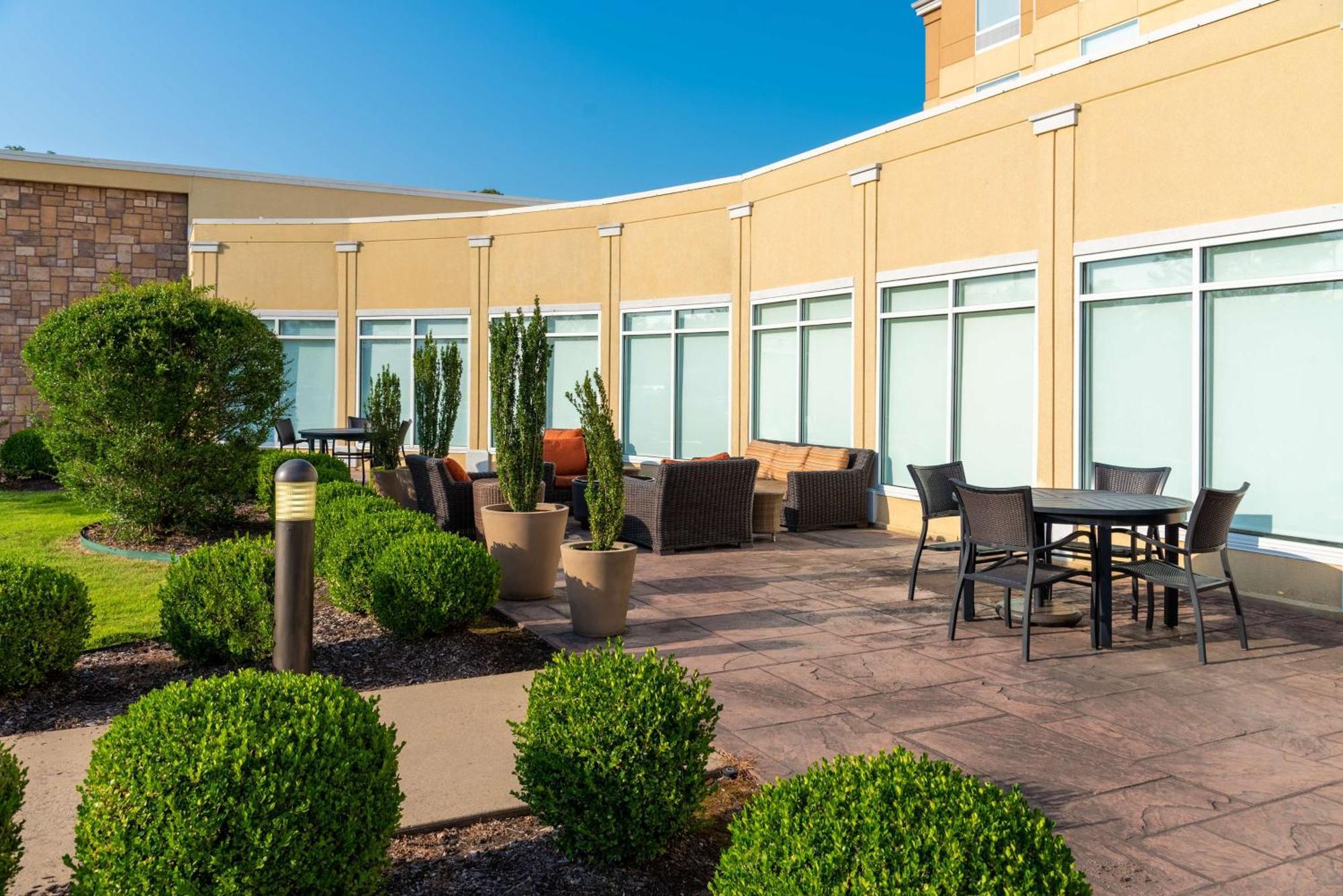 Hotel Hilton Garden 3*