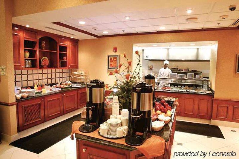 Hilton Garden Hotel 3*